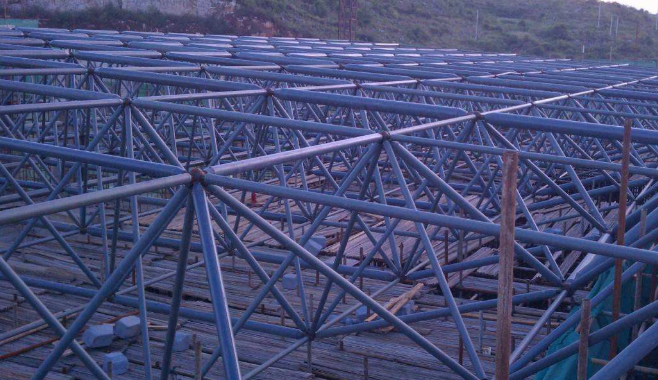 叶城概述网架加工公司对网架保温隔热的办法